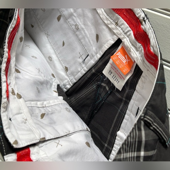 PUMA boys XL golf / casual plaid shorts - Picture 6 of 7